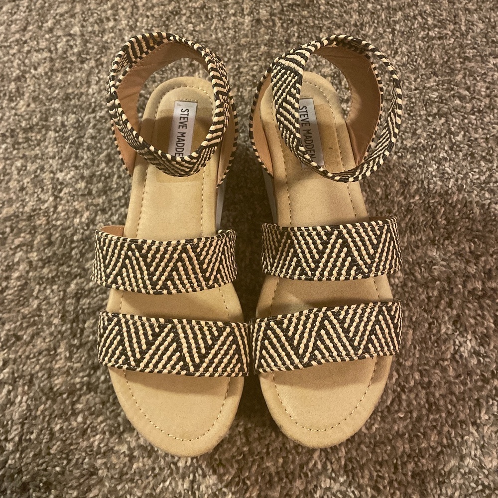 Platform shoes